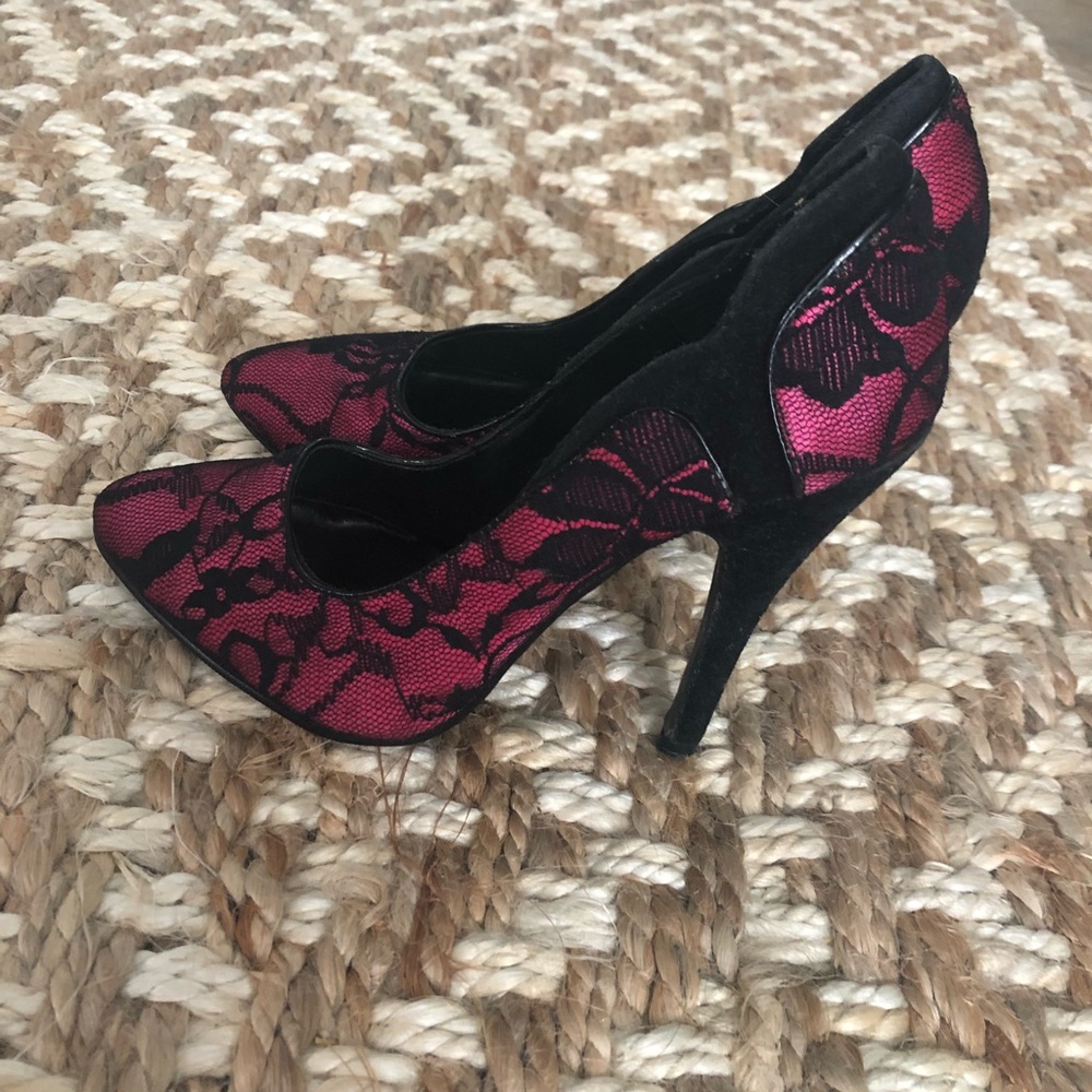 Black lace magenta heels